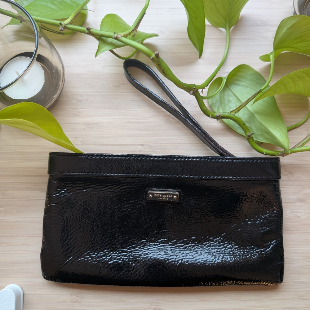 kate spade Black Patent Wristlet Clutch with Wrist Strap